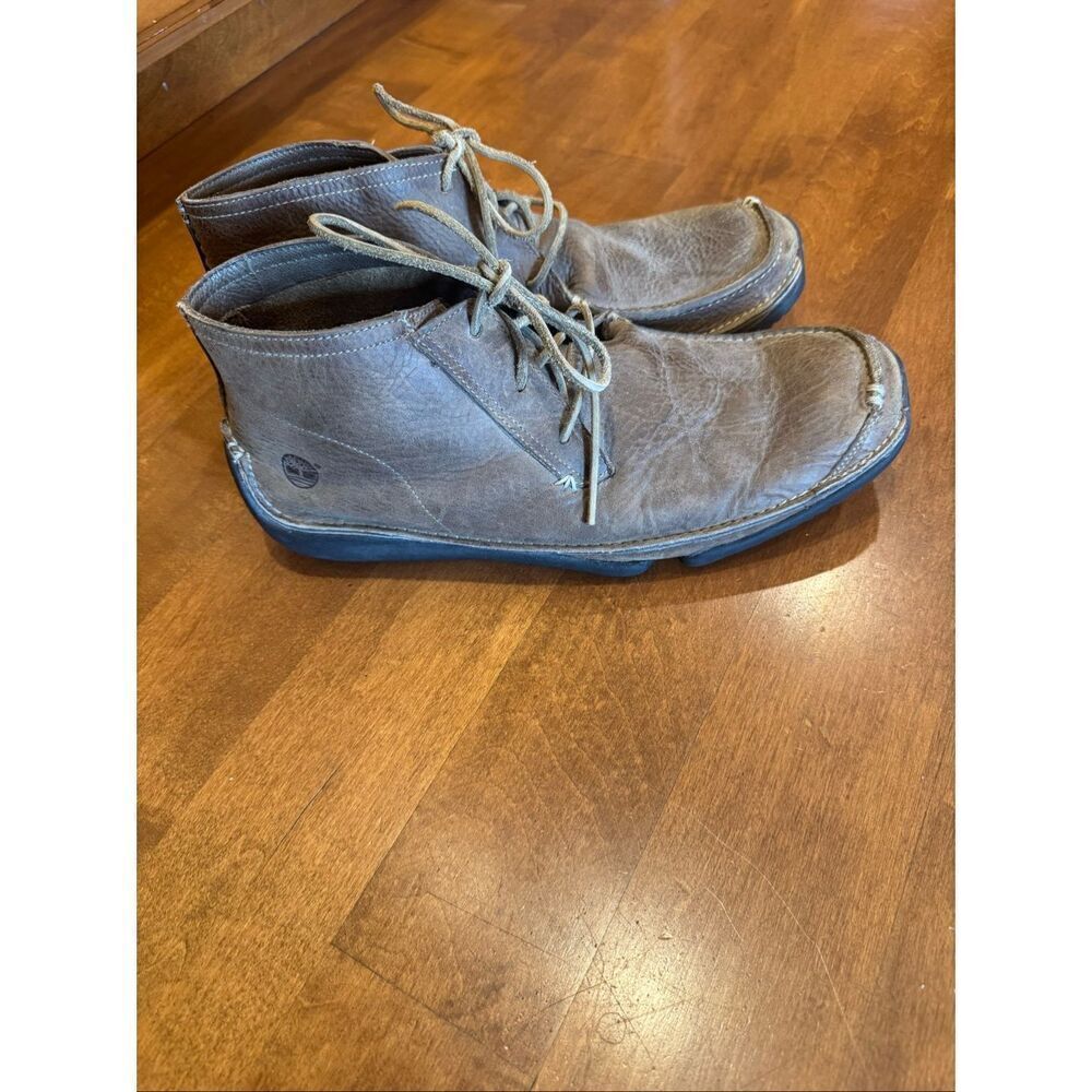 Men’s Timberland leather boots size 10